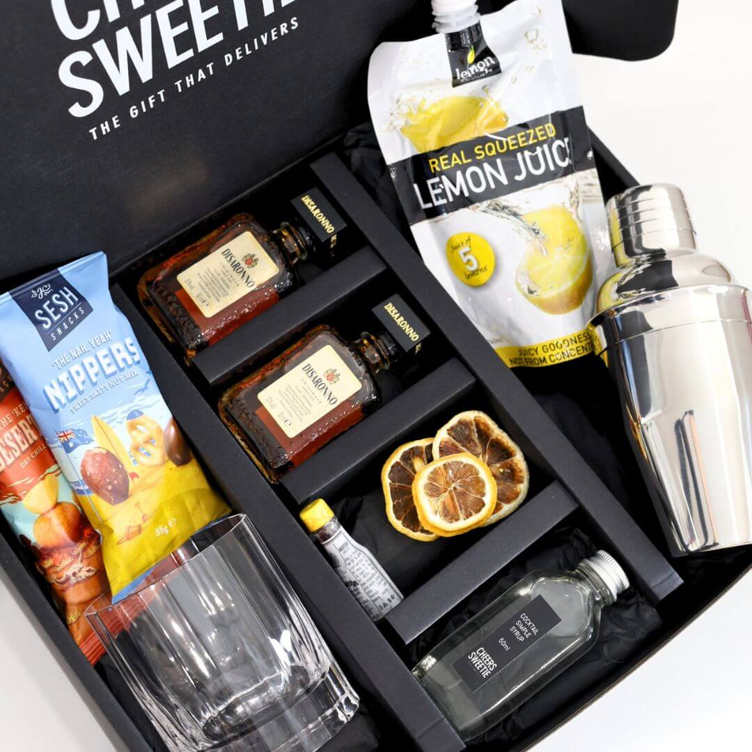 Amaretto Sour Cocktail Kit Hamper
