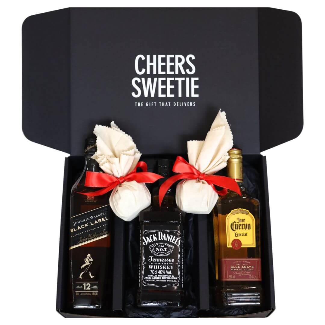 Christmas with Johnnie, Jack & Jose