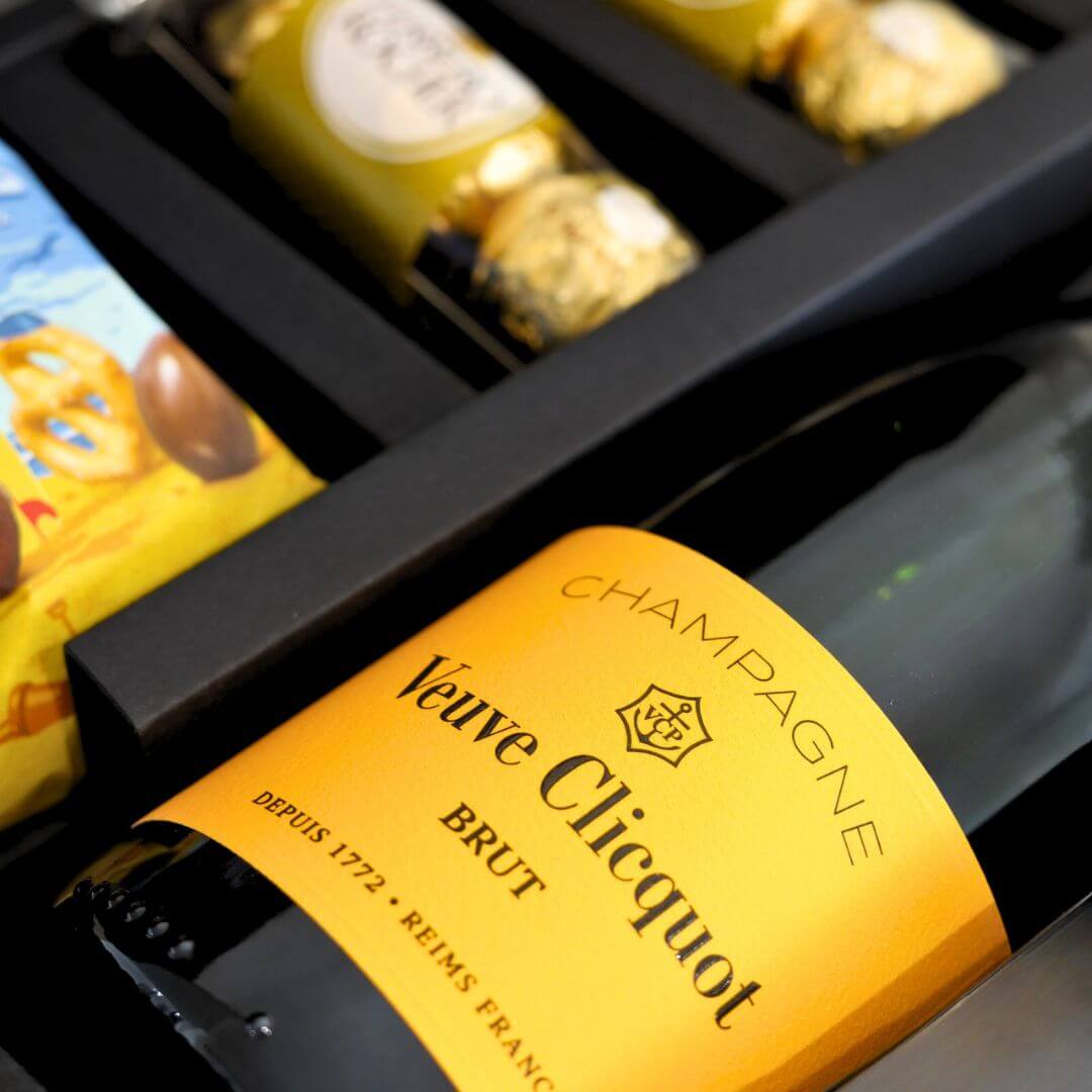 Veuve Chicquot Champagne Hamper