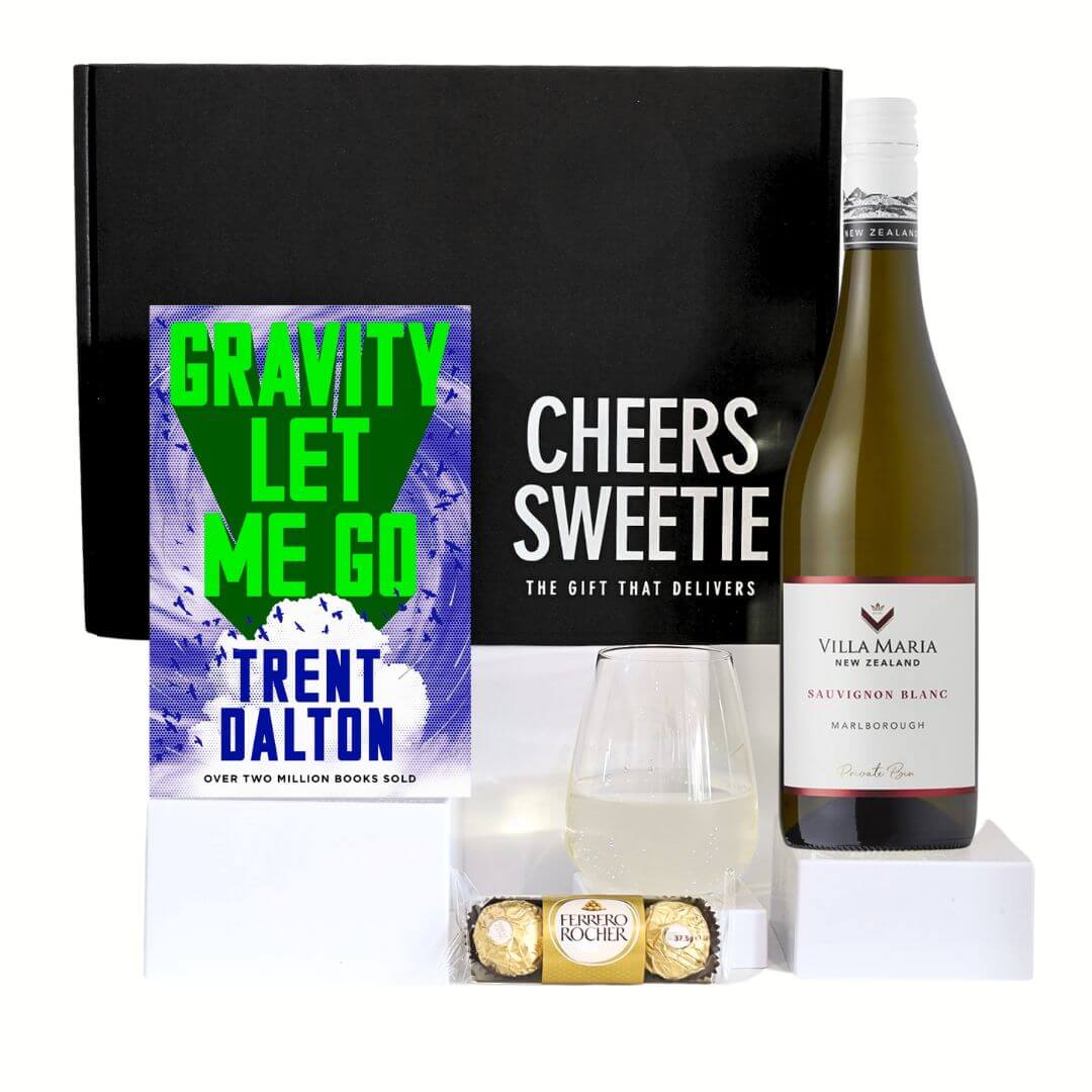 White Wine & Book Hamper – Cheers Sweetie