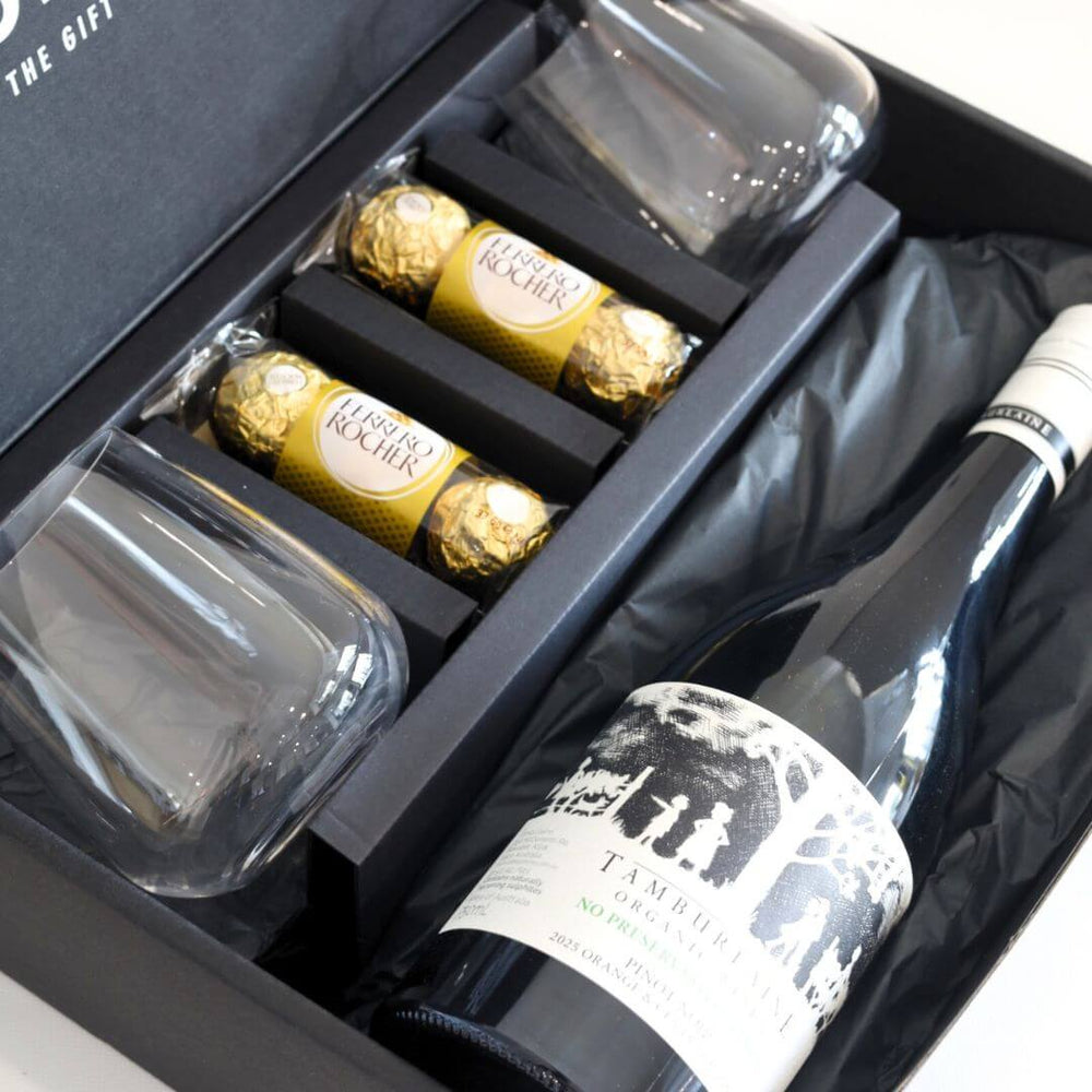 Pinot Noir Red Wine Hamper